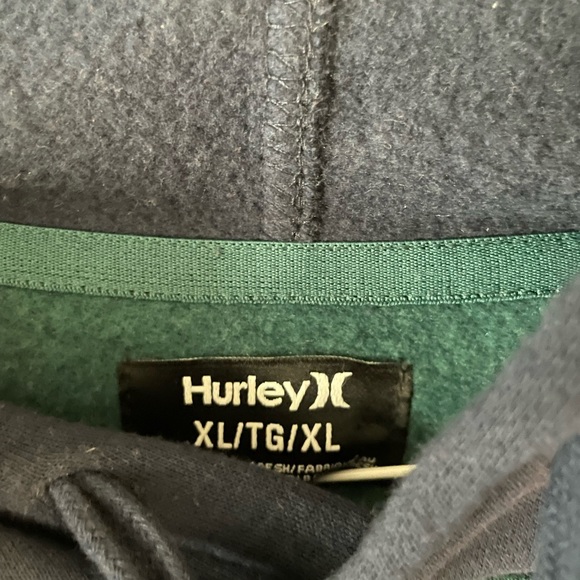 Hurley sweater - Picture 2 of 7
